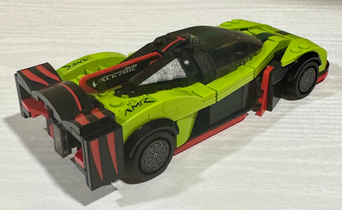 Speed Champions Aston Martin Valkyrie AMR Pro