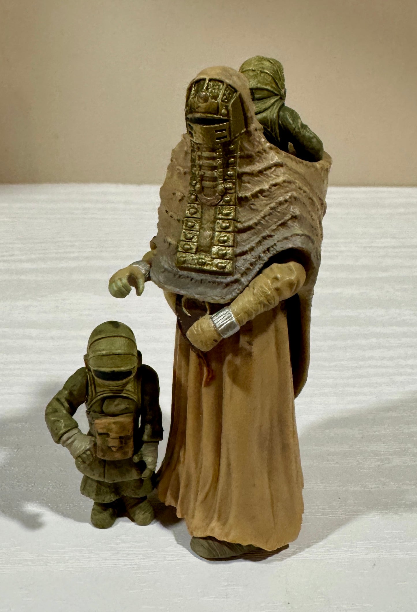 Star Wars Tusken Raider w/ Children