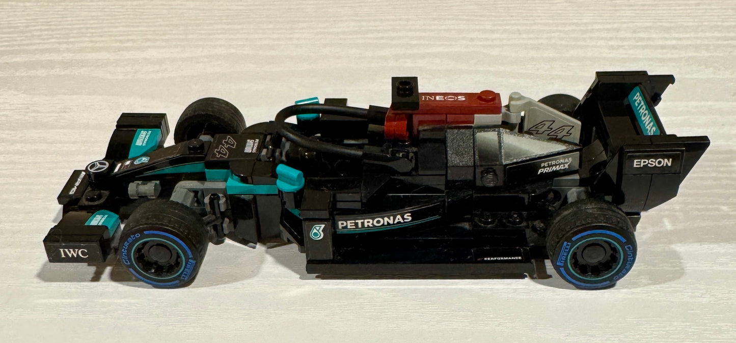 Speed Champions Mercedes AMD F1