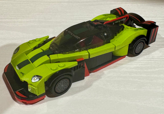 Speed Champions Aston Martin Valkyrie AMR Pro